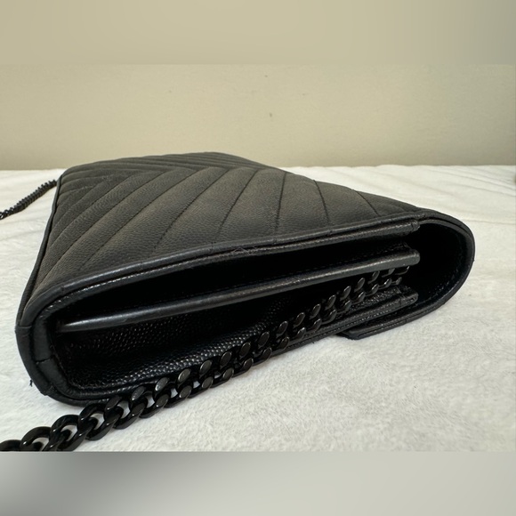 🩷SOLD🩷 GRAINED CASSANDRE CHAIN BAG - Picture 4 of 15